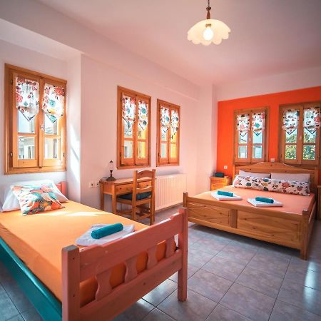 Orange House For Big Families In Damouchari - Delicious Houses Екстериор снимка