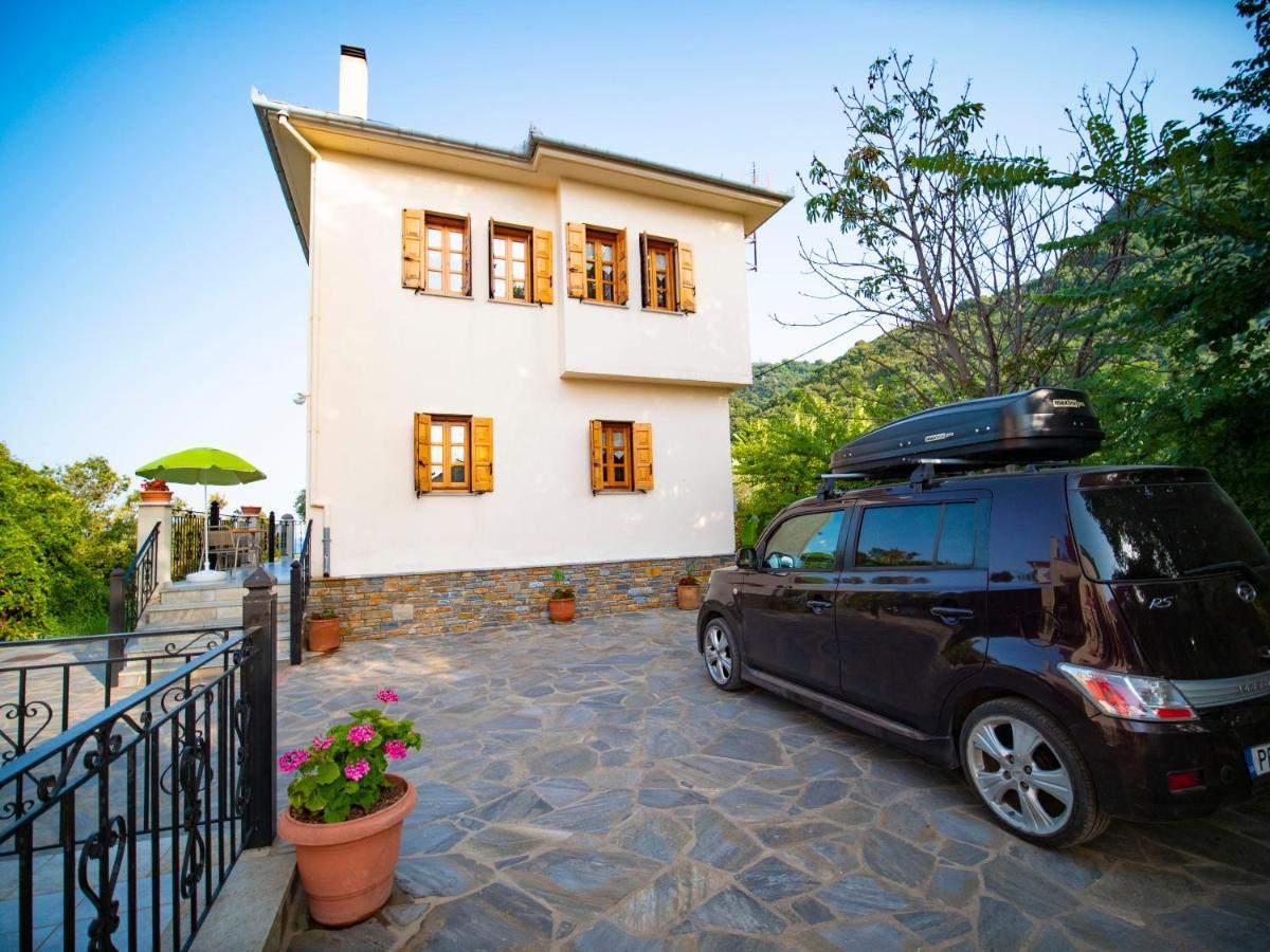Orange House For Big Families In Damouchari - Delicious Houses Екстериор снимка