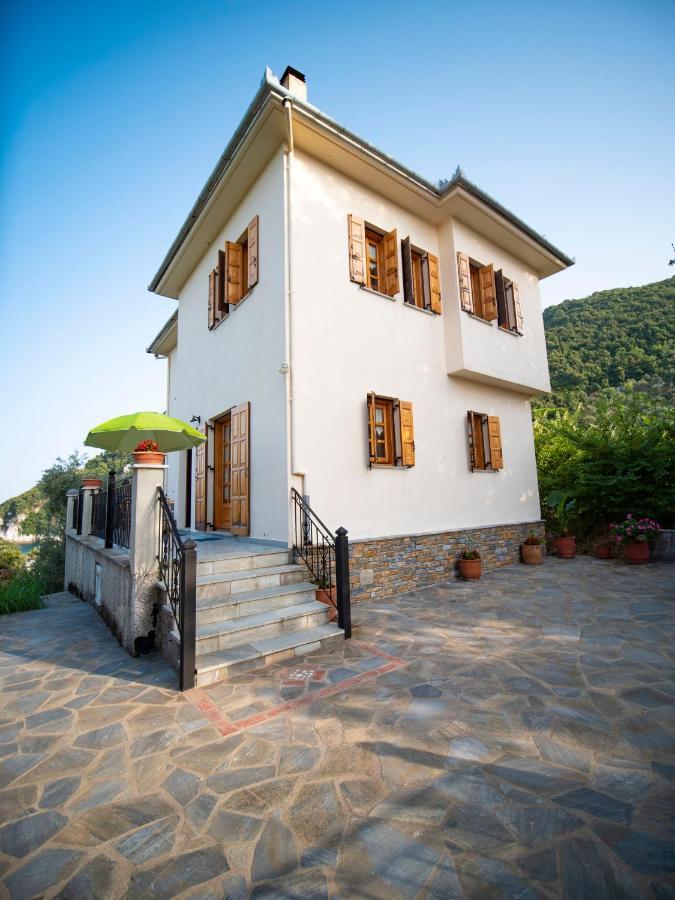 Orange House For Big Families In Damouchari - Delicious Houses Екстериор снимка
