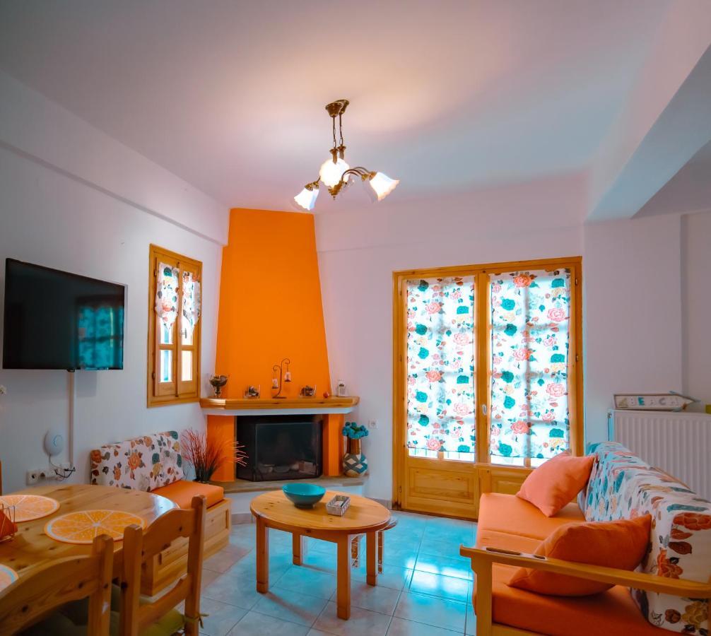 Orange House For Big Families In Damouchari - Delicious Houses Екстериор снимка