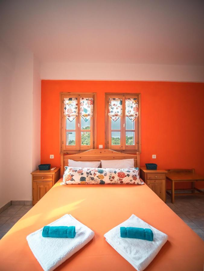 Orange House For Big Families In Damouchari - Delicious Houses Екстериор снимка